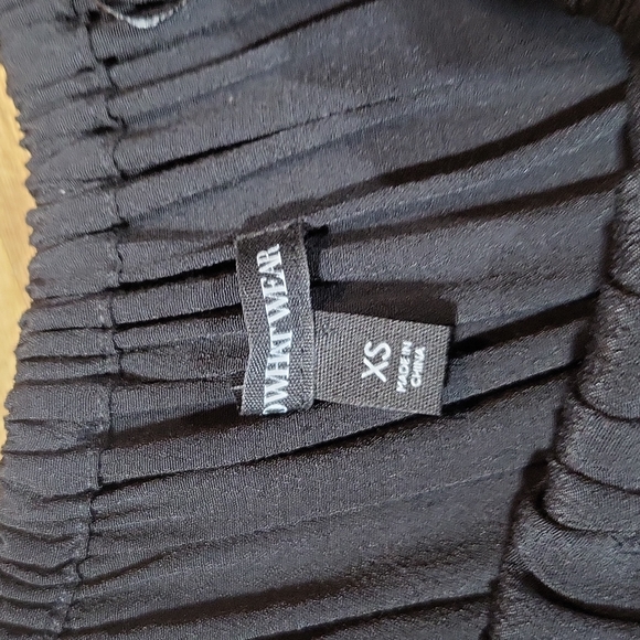 WHO WHAT WEAR Black Bardot Boho Rayon Drawstring Waist Side Slit Long Midi Dress - Picture 4 of 13